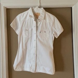 White Levi’s short sleeve button down Medium